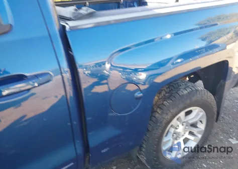 2017 Chevrolet Silverado 1500 1Lt from USA, damaged, VIN 3GCUKREC2HG460206